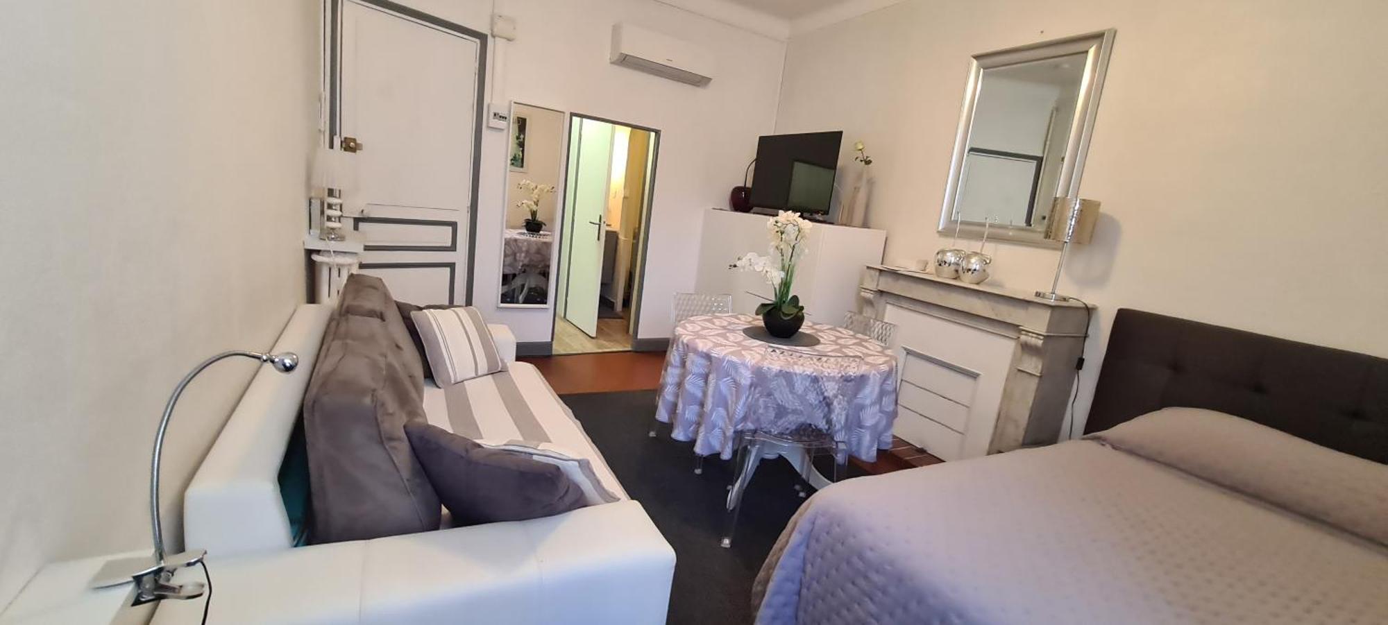 Seayousoon Inn Cannes - Studios Екстериор снимка
